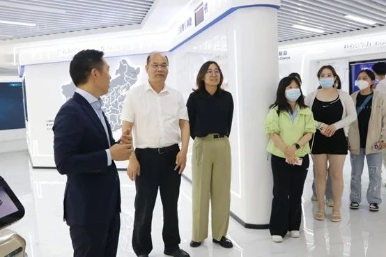 供需联通，校企合作 | 深圳北理莫斯科大学一行到访玩彩(中国)wancai·官方网页版,