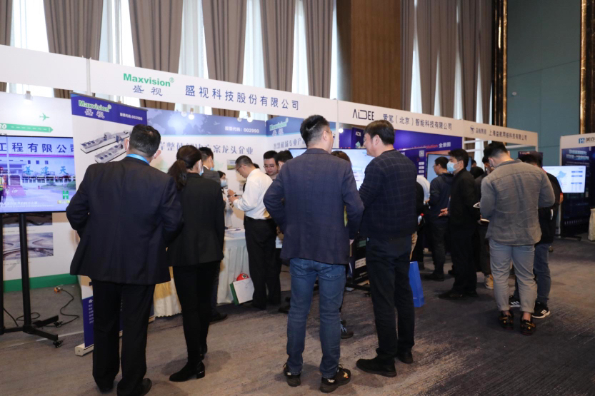 玩彩(中国)wancai·官方网页版,同步出席中国自贸区和海关特殊监管区域建设及产业论坛、全国民航“互联网+”智慧机场建设发展高峰会及中国国际技术进出口交易会